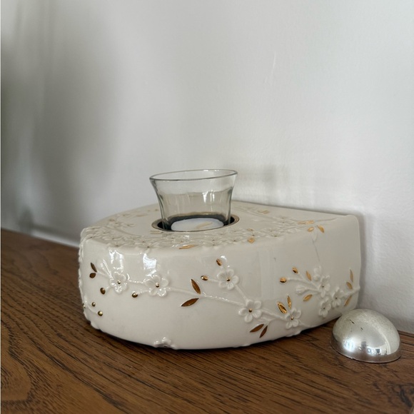 LENOX CHERRY BLOSSOM CLOCK, Timepiece Home Decorating 24 Karat Gold Desk Clock - Picture 7 of 8